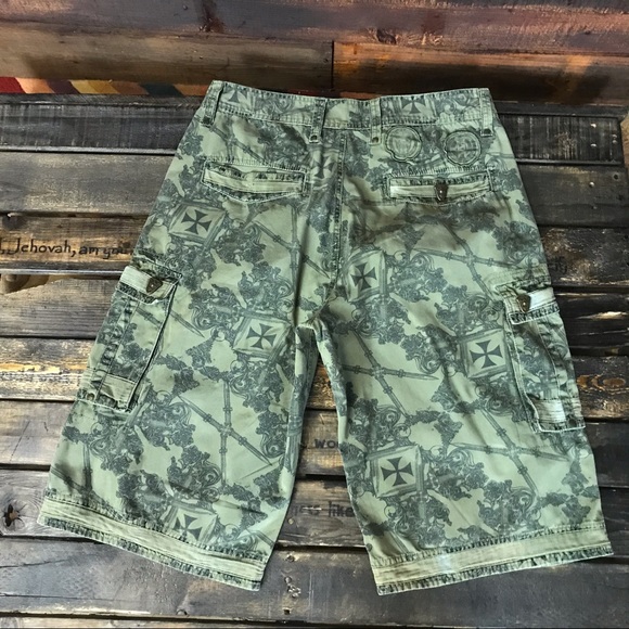 Blac Label Green Patterned Shorts - Picture 3 of 8